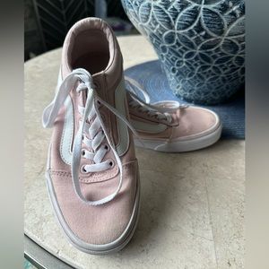 Women’s size 6.5 Vans Old Skool Pink Low Top Sneakers Shoes